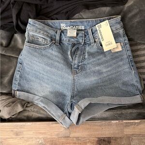 No Boundaries Classic Blue Jeans